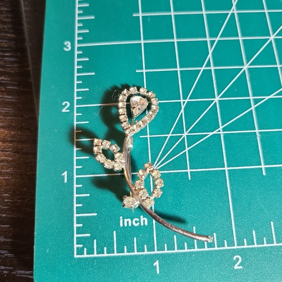 Ladies Vintage Brooch Floral - Picture 8 of 9